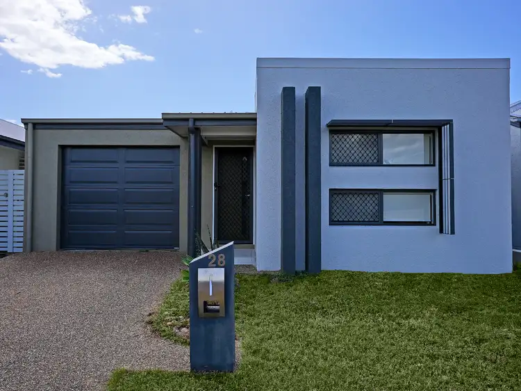 28 Accord Street, Rasmussen QLD 4815