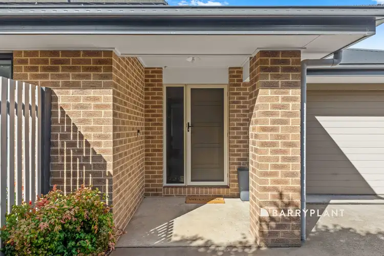 Second view of Homely house listing, 2/6 Darnum Street, Drouin VIC 3818