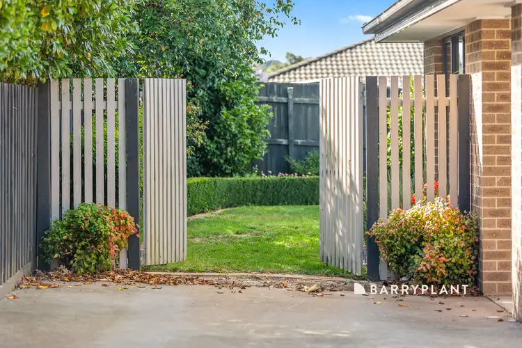 Third view of Homely house listing, 2/6 Darnum Street, Drouin VIC 3818
