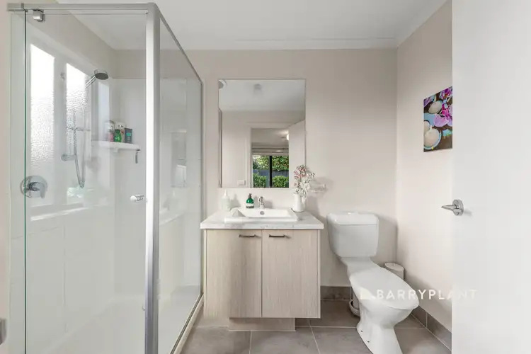 Fifth view of Homely house listing, 2/6 Darnum Street, Drouin VIC 3818