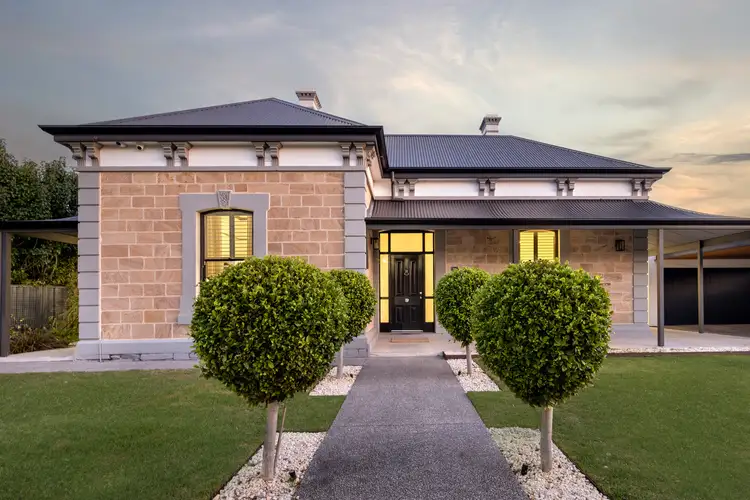 6 Robert Street, Glenelg South SA 5045