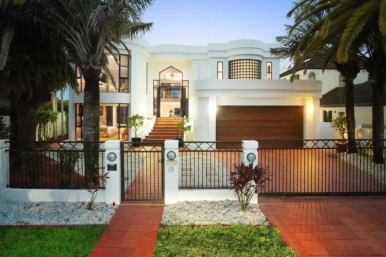 15 Tortuga Place, Clear Island Waters QLD 4226