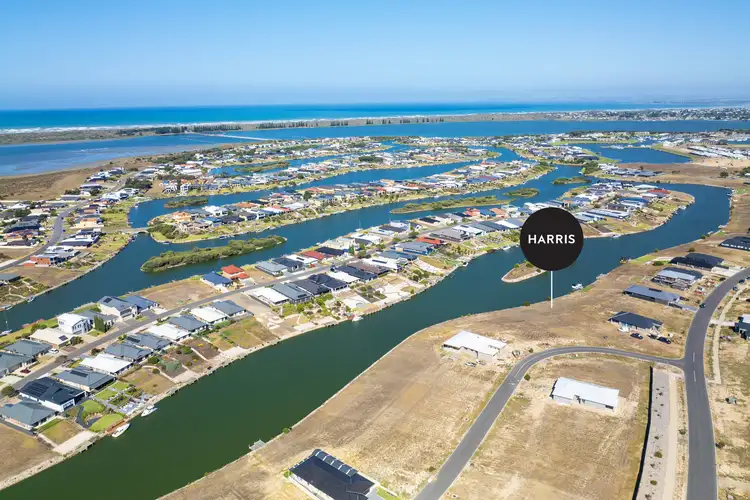 6 Tyro Parade, Hindmarsh Island SA 5214