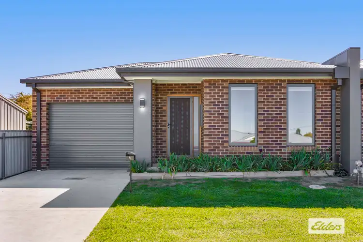 8 Gossip Avenue, Ararat VIC 3377