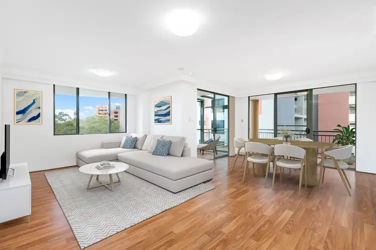 30/438 Forest Road