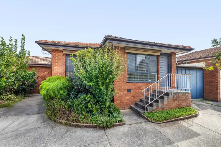 Main view of Homely unit listing, 2/27 Sylvester Grove, Preston VIC 3072