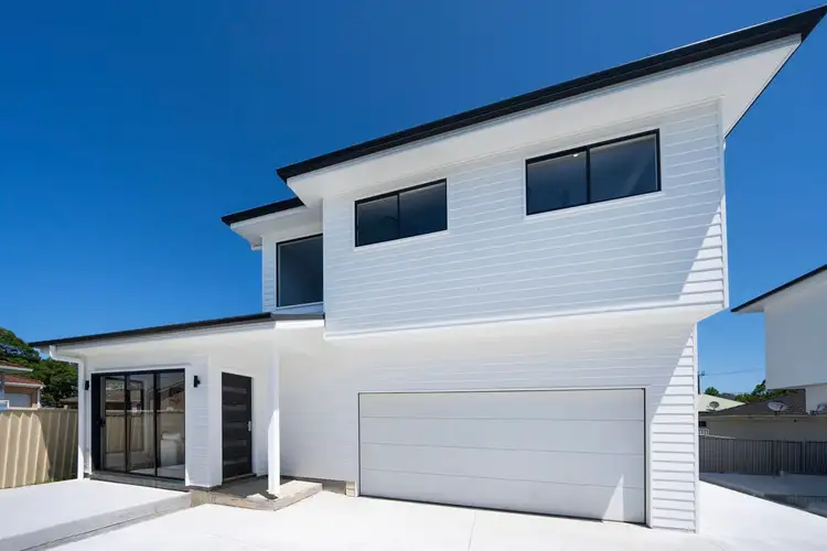 Main view of Homely townhouse listing, 3/34 Central Avenue, Oak Flats NSW 2529