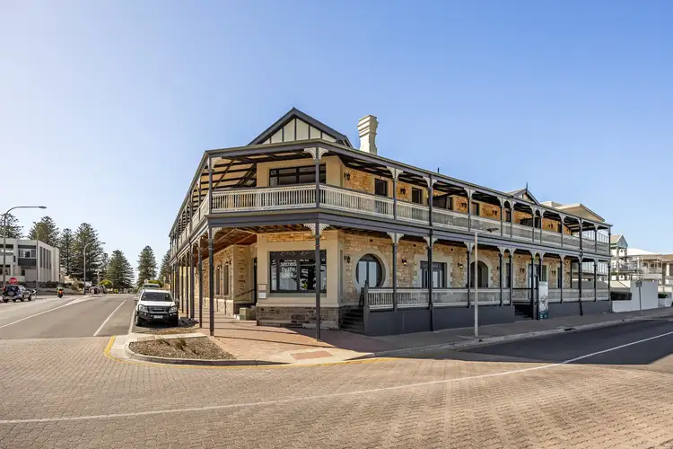 10/209 Esplanade, Henley Beach SA 5022