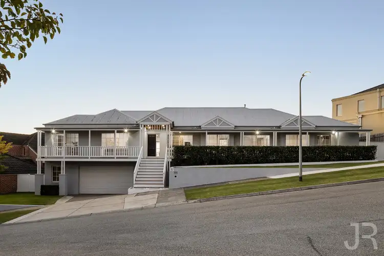 13 Yaldara Drive