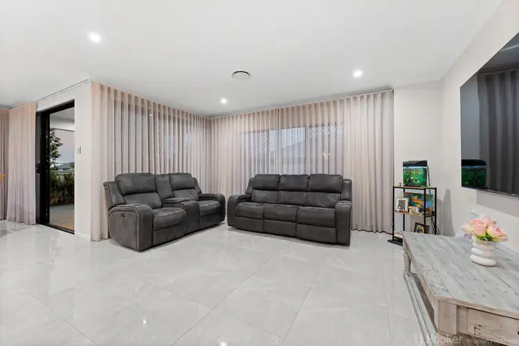 Fifth view of Homely house listing, 10 Cape Street, Pallara QLD 4110