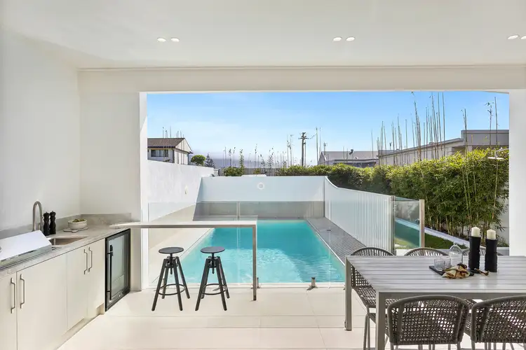 10A Ocean Avenue, Woonona NSW 2517