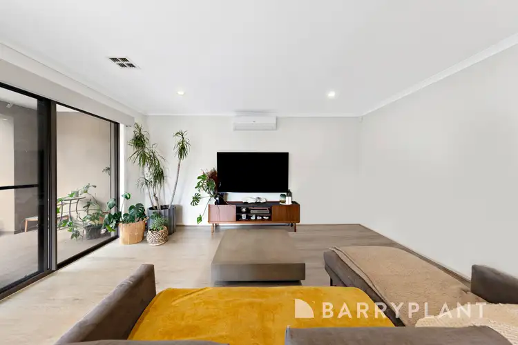 Fifth view of Homely townhouse listing, 1 Chartwell Crescent, Derrimut VIC 3026