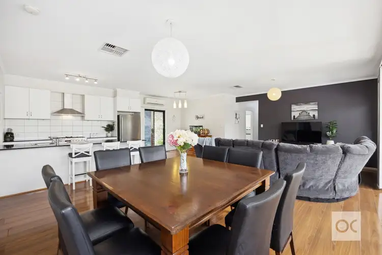 18a Featherstone Drive, Huntfield Heights SA 5163