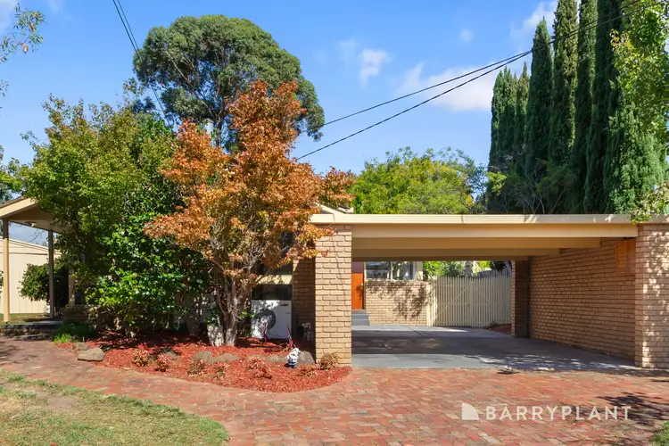 4 Bromley Close, Ferntree Gully VIC 3156