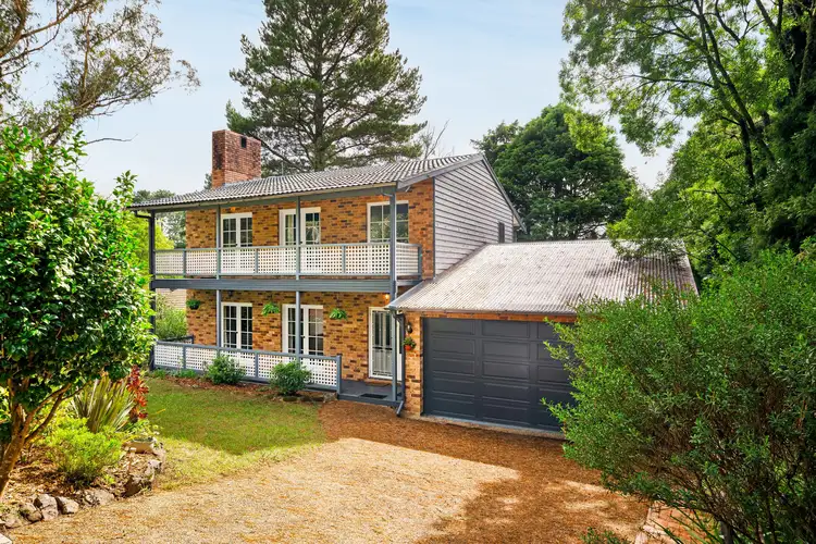 19 McLaughlin Avenue, Wentworth Falls NSW 2782