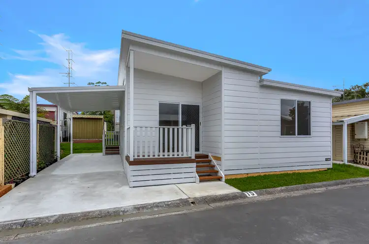 15/4 Gimberts Road, Morisset NSW 2264