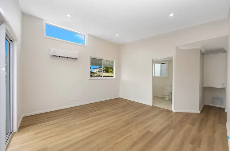 Sixth view of Homely retirement listing, 15/4 Gimberts Road, Morisset NSW 2264
