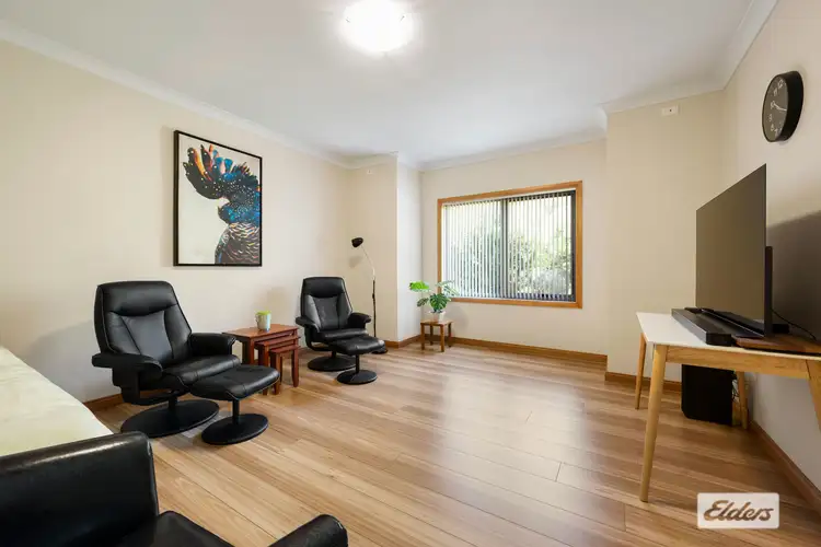 Fifth view of Homely house listing, 10 Innisfree Drive, West Wodonga VIC 3690