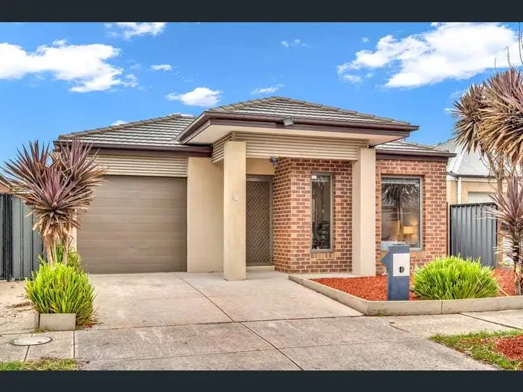 18 Woodgrove Street, Craigieburn VIC 3064