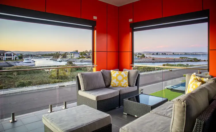 8 Morialta Drive, Tumby Bay SA 5605