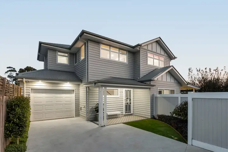 2/16 Galvin Road