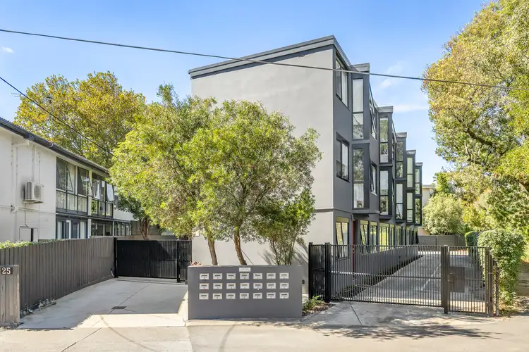13/25 Foam Street, Elwood VIC 3184