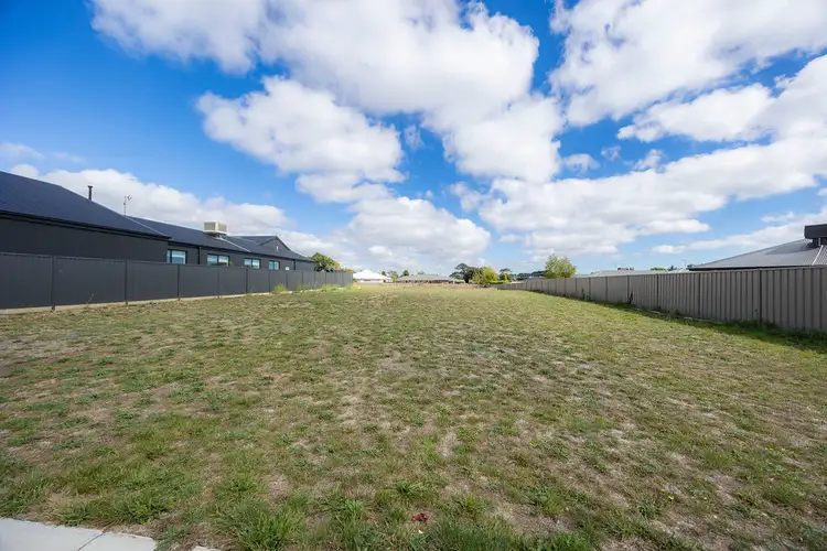 71 Spencer Road, Ballan VIC 3342