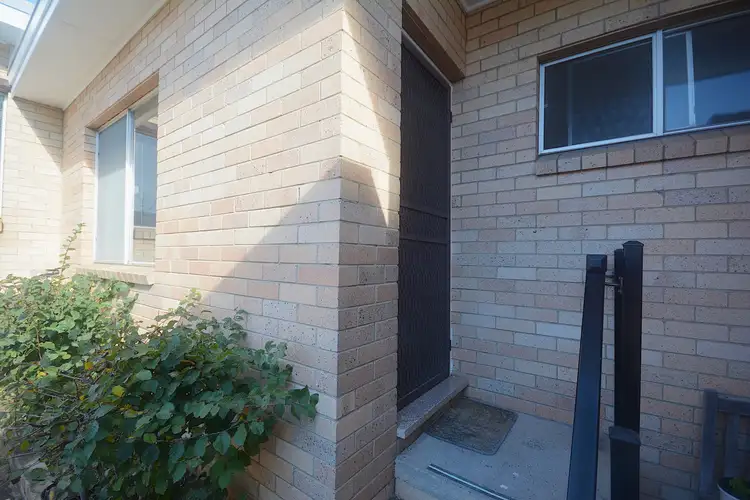 4/15 Birdwood Avenue