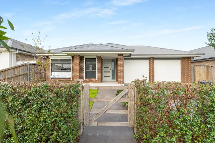 6 Roty Avenue