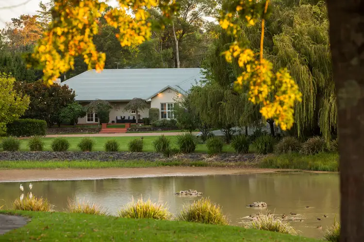 10 Kyeema Close, Burradoo NSW 2576