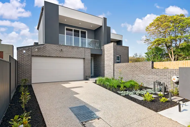 11a Spencer Avenue