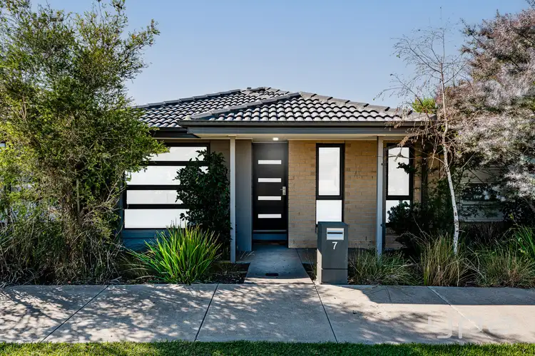 7 Herne Path, Wyndham Vale VIC 3024