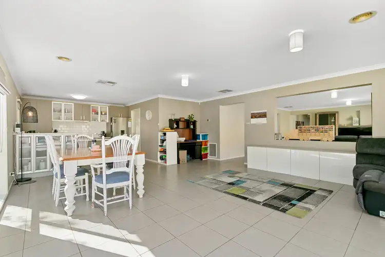 Fifth view of Homely house listing, 8 Notting Hill, Traralgon VIC 3844