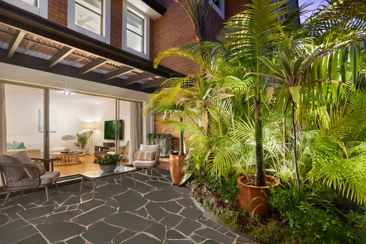 33C Abbott Street