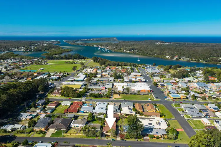 Main view of Homely unit listing, 1/73 Norman Street, Laurieton NSW 2443