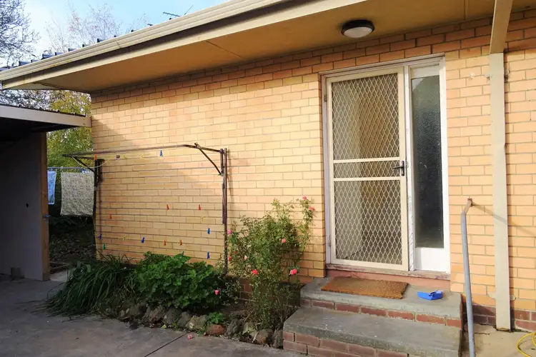 18B Orama Avenue, Wendouree VIC 3355