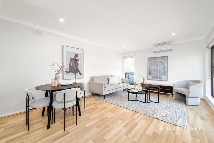 4/2 Lake Street, Reservoir VIC 3073