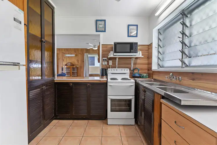 Fifth view of Homely house listing, 482 Mccoombe Street, Manoora QLD 4870