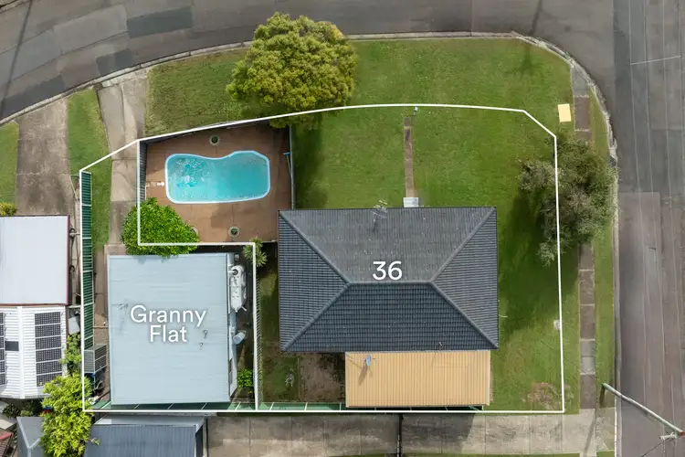36 Renfrew Crescent, Edgeworth NSW 2285