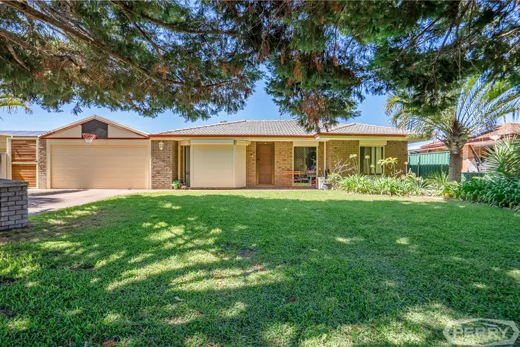 49 Inverness Drive, Meadow Springs WA 6210