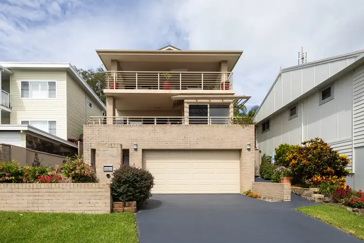 22 Main Street, Crescent Head NSW 2440