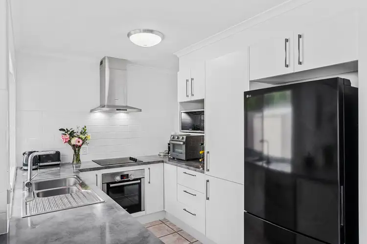 Second view of Homely house listing, 10 Parkdale Court, Parkwood QLD 4214