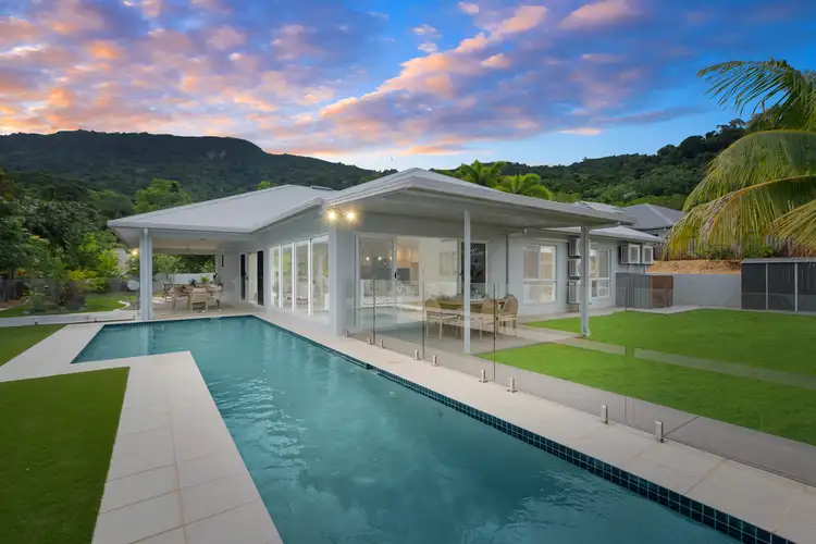 2 Gaway Street, Caravonica QLD 4878
