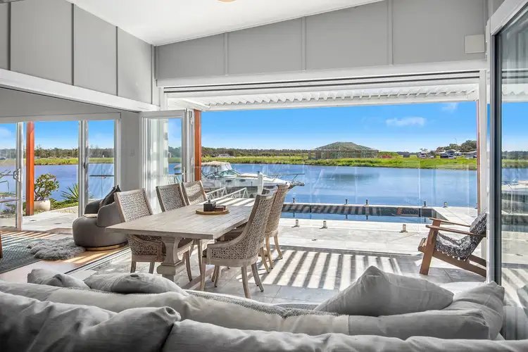 24 Della Place, Yamba NSW 2464