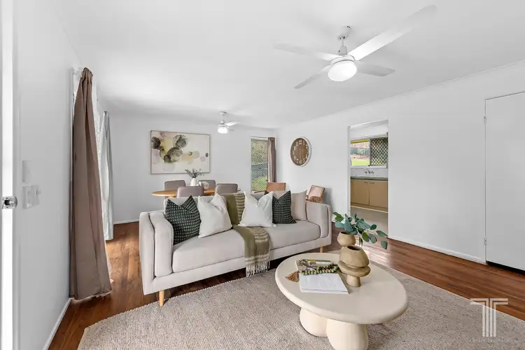 Second view of Homely house listing, 10 Bradford Court, Mansfield QLD 4122