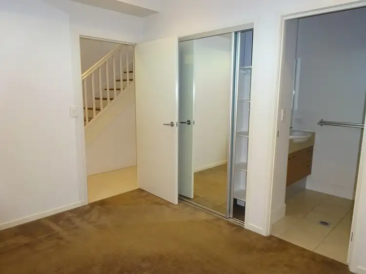 Fifth view of Homely townhouse listing, 3/8 Princess Street, Fairfield QLD 4103