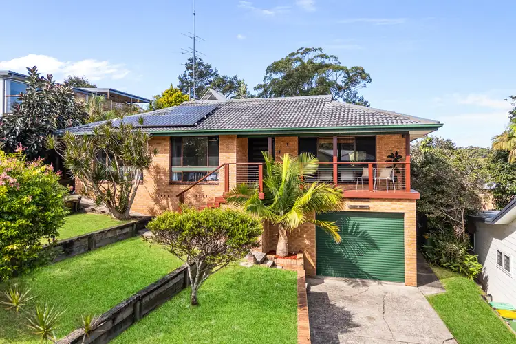 6 Somerset Close, Wamberal NSW 2260