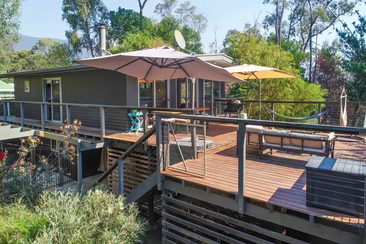 22 Outlook Drive, Jamieson VIC 3723