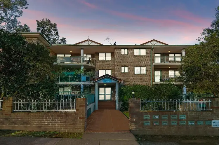 4/9-11 Cairds Avenue, Bankstown NSW 2200