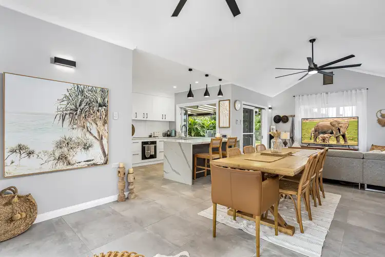 185 Robert Road, Bentley Park QLD 4869